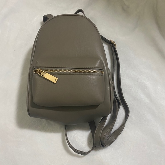 SOLD - Picture 2 of 4